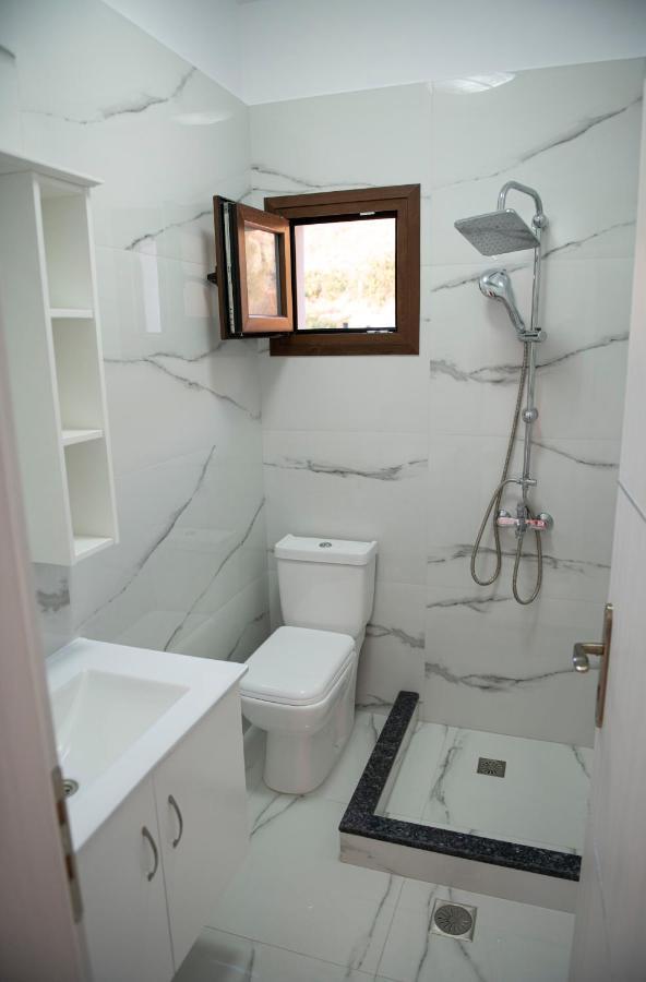 Via Ferrata House Apartment Myrties Bagian luar foto