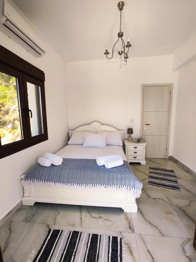 Via Ferrata House Apartment Myrties Bagian luar foto