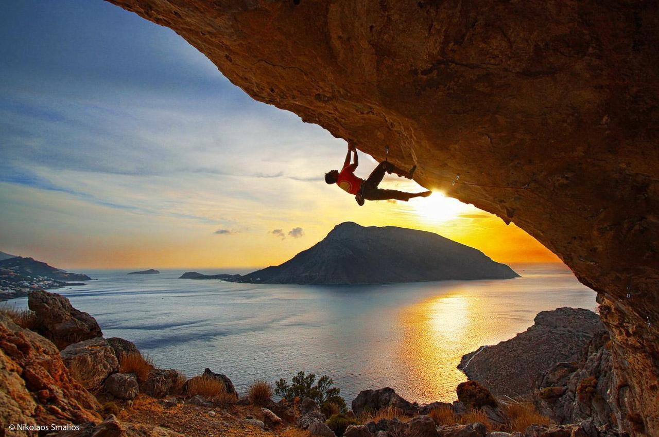 Via Ferrata House Apartment Myrties Bagian luar foto